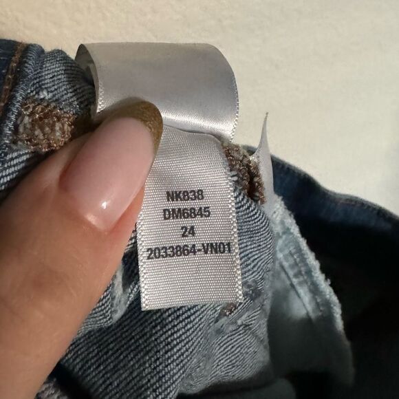 Madewell Kick Out Crop Jeans Size 24 in Saywell Wash Front Yoke - Picture 13 of 13